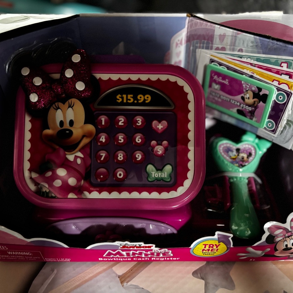 Disney Junior Minnie Mouse Bowtique Cash Register